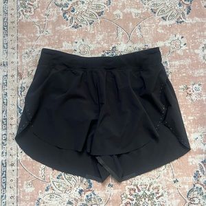 Lululemon Black Fast and Free short 6”
